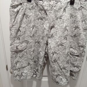 Henry & William Black & White Floral Patterned Men's Cargo Shorts Size 42